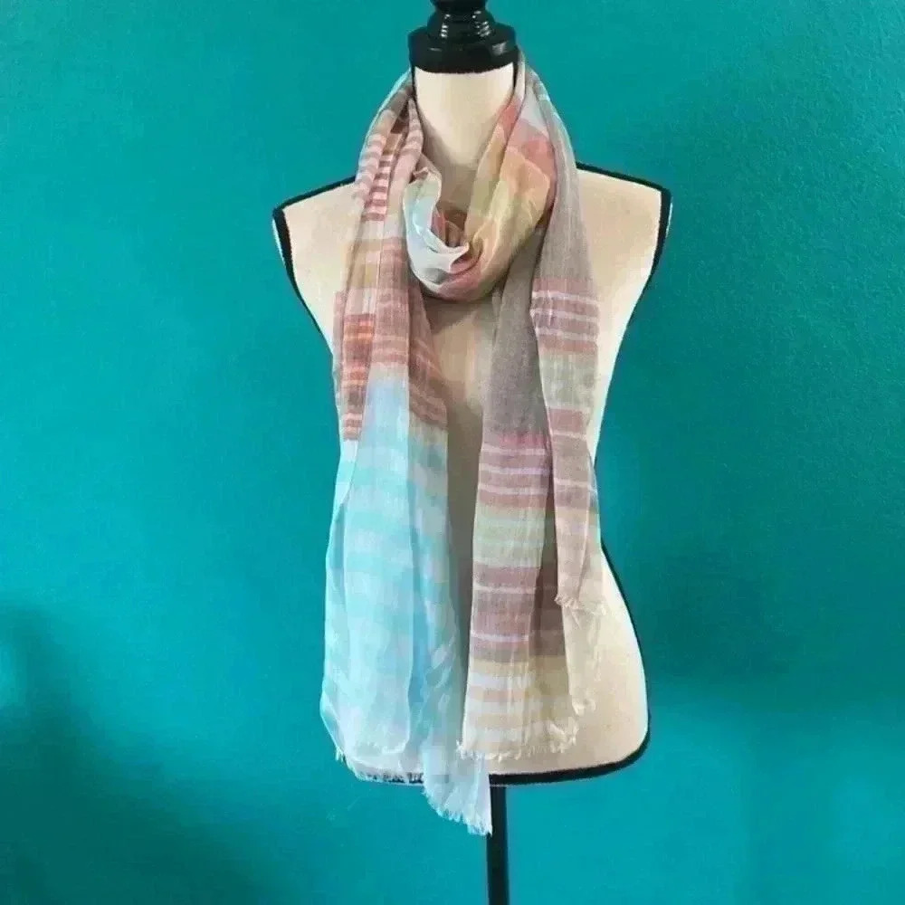 ⭐️ Thin striped blue scarf